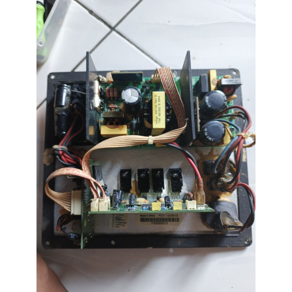 Mesin Original Copotan Subwoofer aktif 18"in