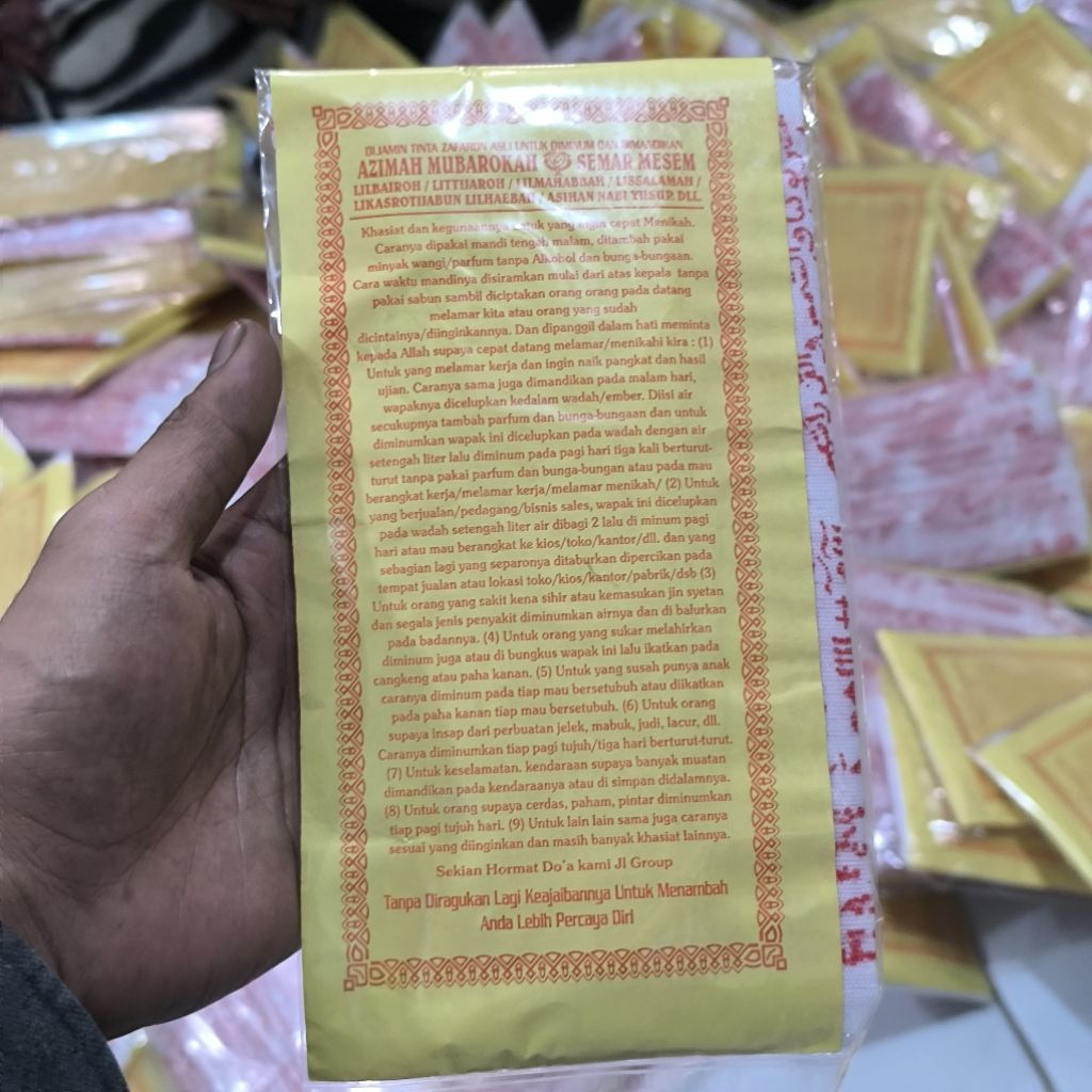 

PROMO!! wa pak kain clup luntur 1KD 20 lembar