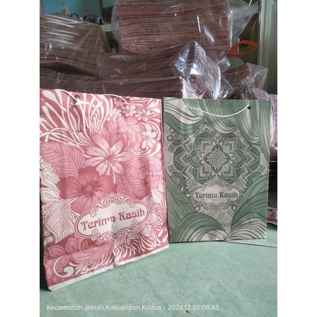 

PAPER BAG BATIK KECIL (50PCS)