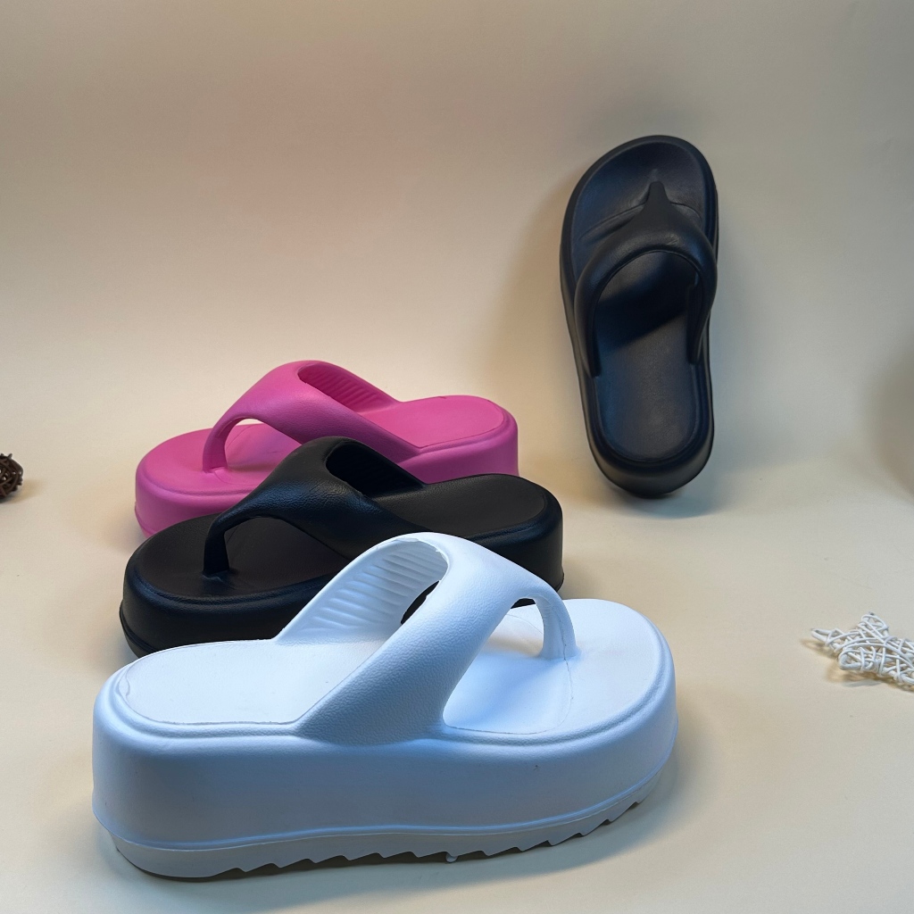 Sandal Jepit Wanita Sandal Wedges Karet Tinggi Kekinian，Sandal Wanita Karet ，Sandal wanita anti slip