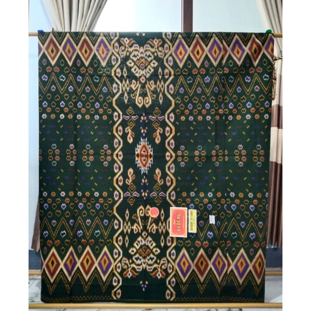SARUNG WANITA MERK GEBENG KATUN BATIK