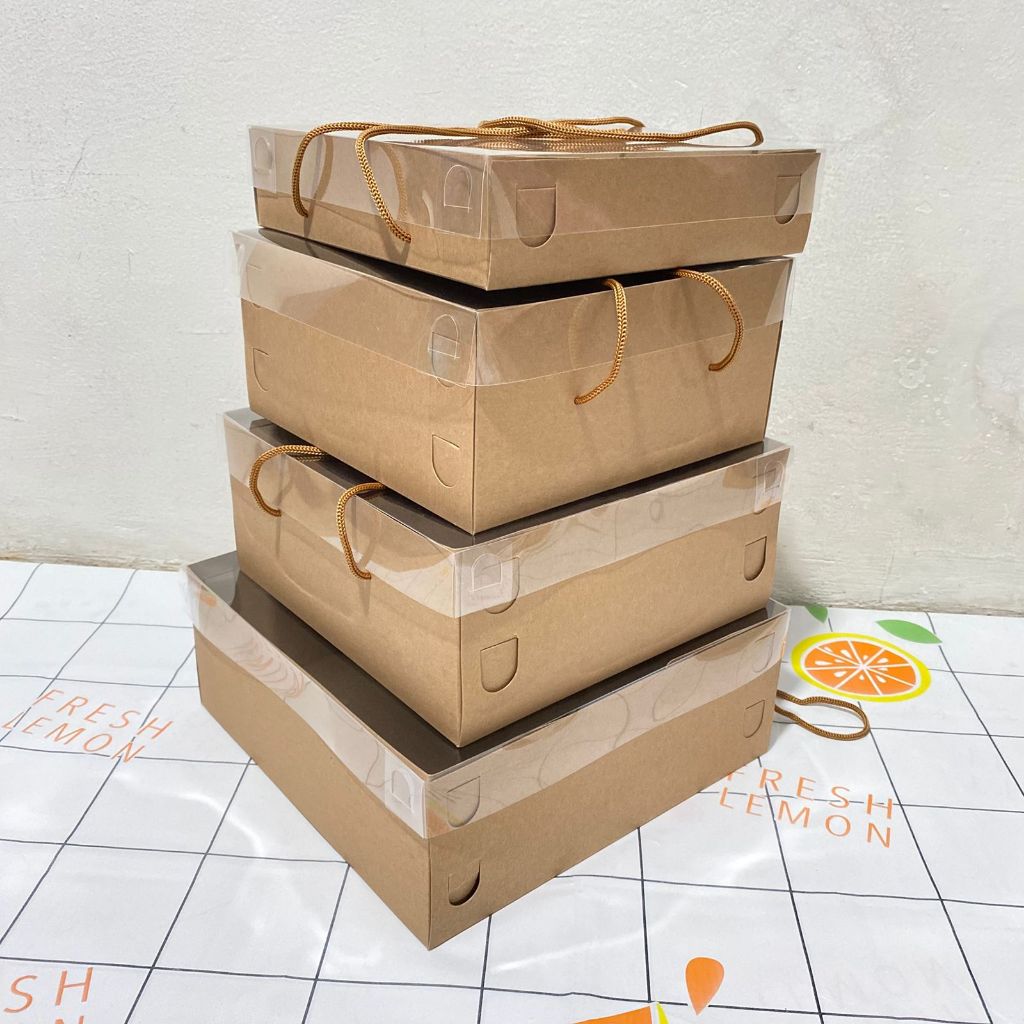 

BOX KRAFT BOX HAMPERS TALI EMAS KARDUS COKLAT TUTUP MIKA BAHAN TEBAL KUALITAS PREMIUM TEMPAT PENYIMPANAN MAKANAN BISA COD DAN GROSIRAN