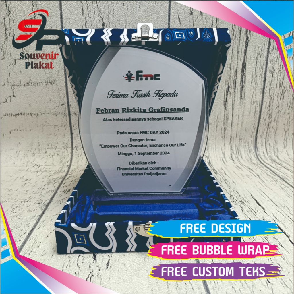 Plakat Akrilik | Plakat Wisuda | Plakat Custom | Plakat Magang | Plakat Seminar | Plakat Pkl