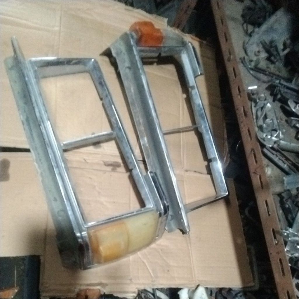 COVER LAMPU SAIN TOYOTA CORONA TT 132