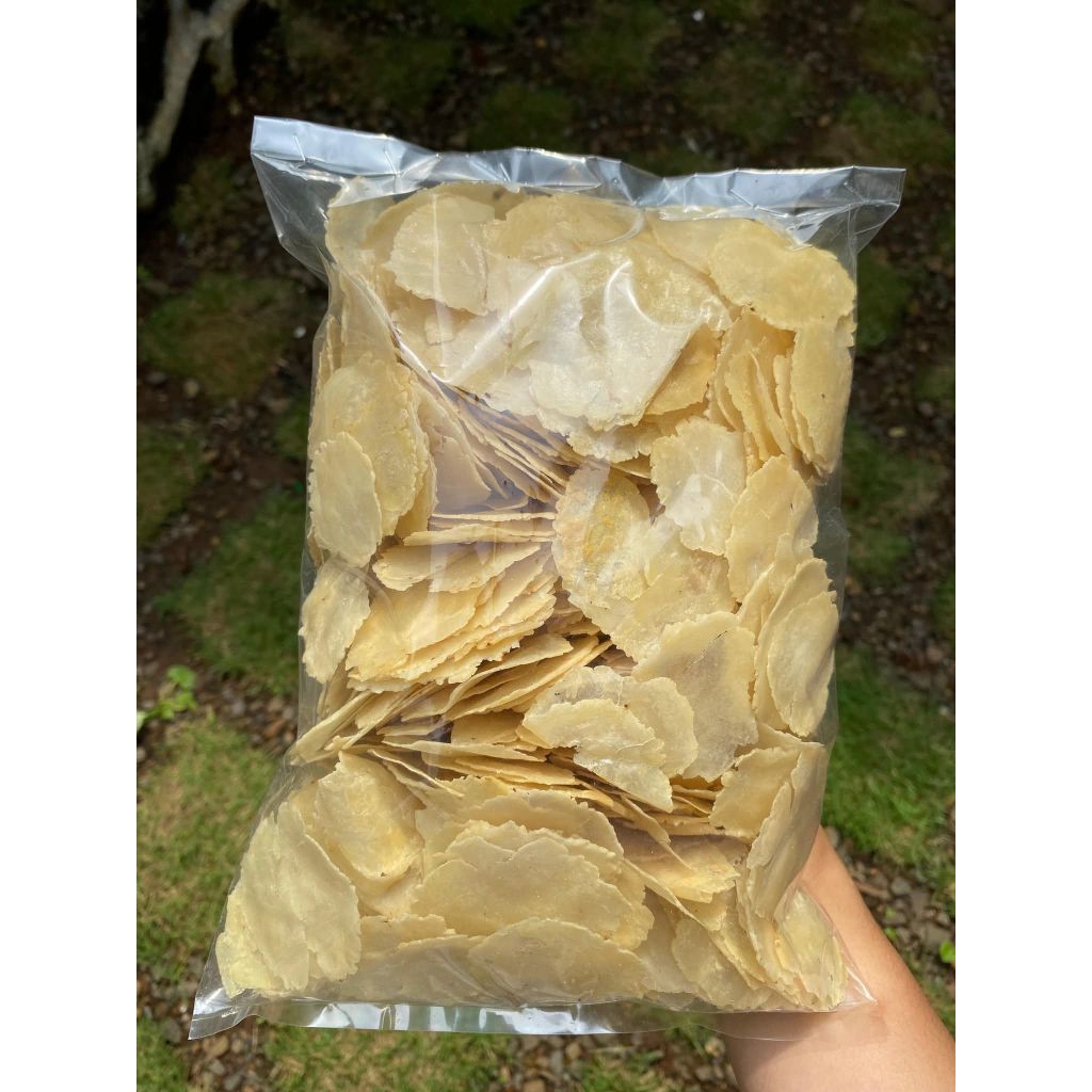 

Emping melinjo asli Mirit Kebumen kemasan 1 kg.