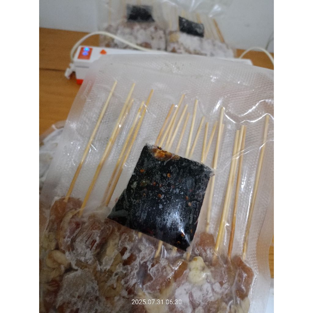 

SATE AYAM MARANGGI 20 tusuk