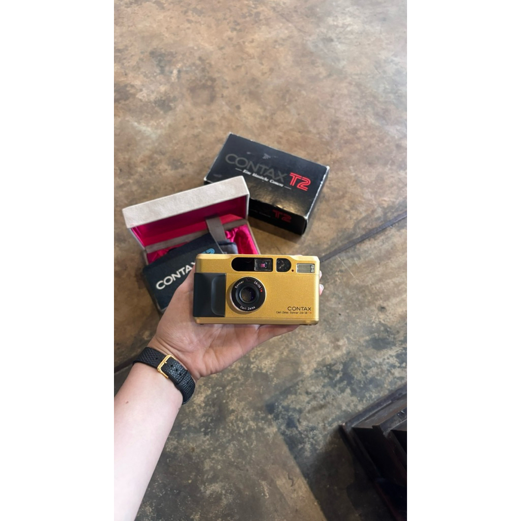 CONTAX T2 Gold super Rare with Box Like New