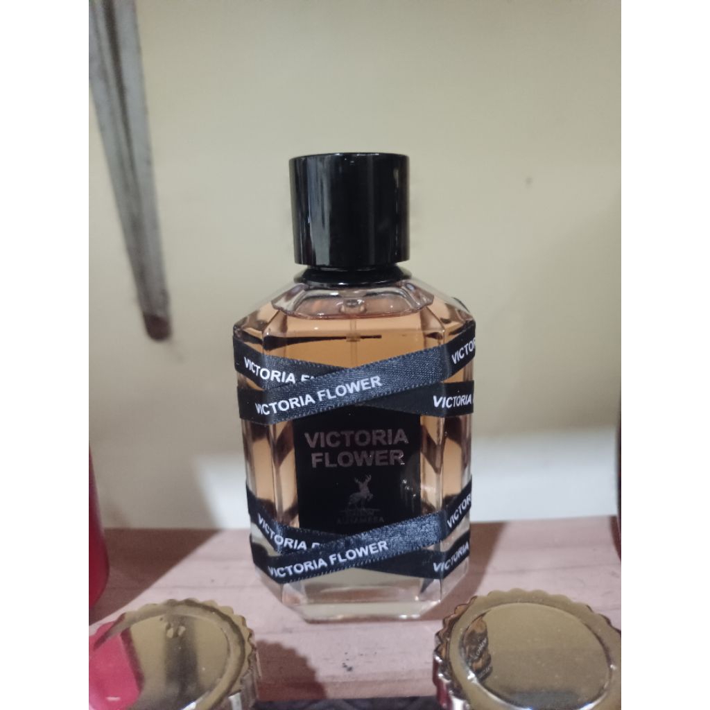 preloved parfum Maison alhambra flower full 98%