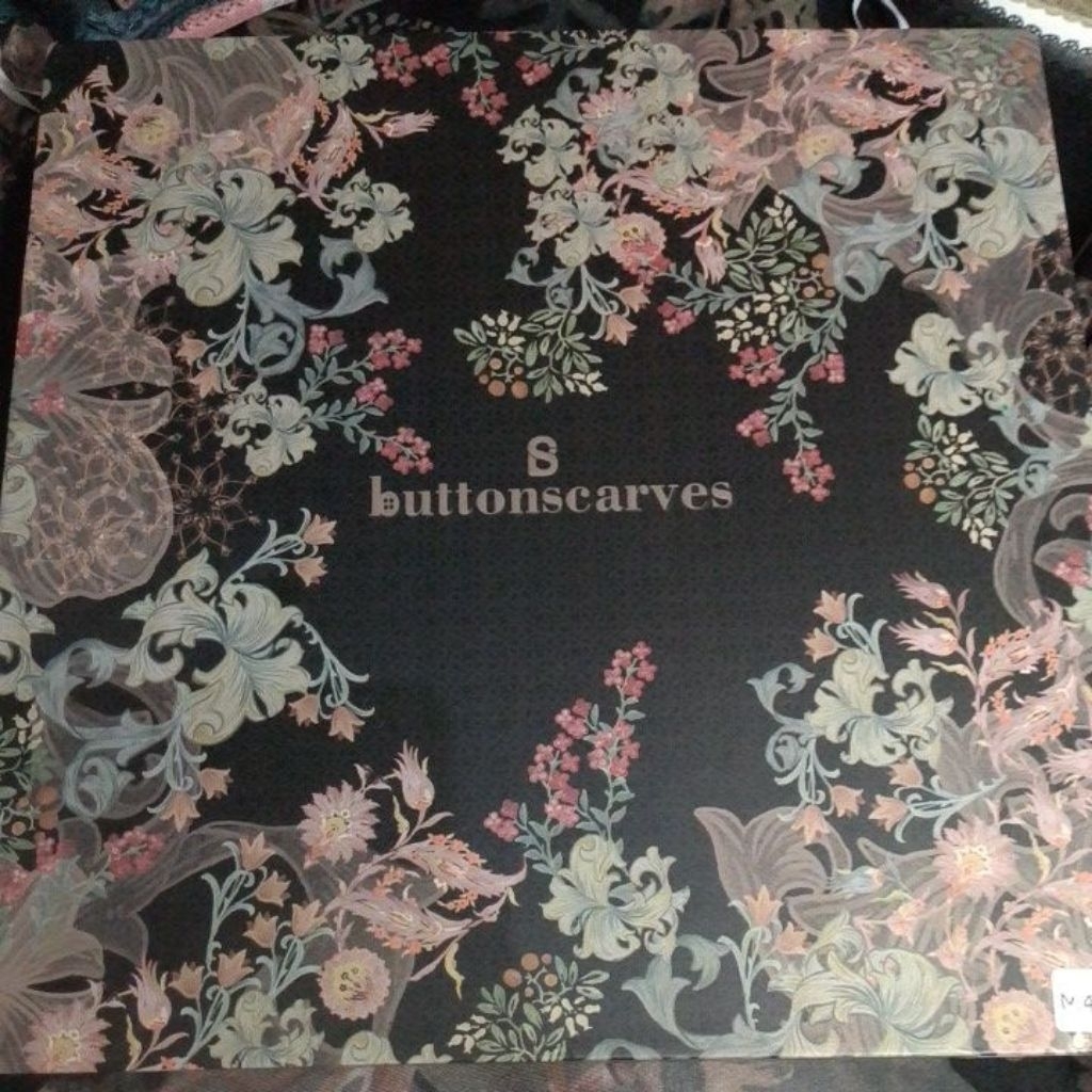 Lipstik dan scarf BS series Topkapi