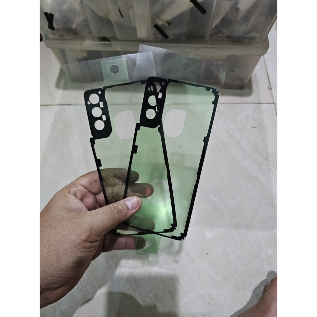 Adhesive Backdoor Samsung Galaxy S21 PLUS