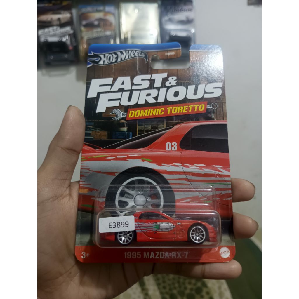 Mazda Rx7 seri Dominic Toretto hotwheels Mazda Rx7 fast and furious