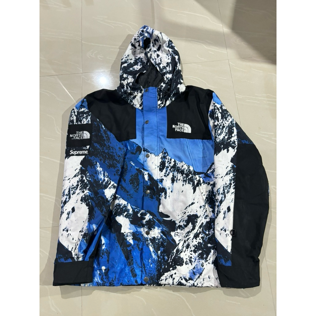 The North Face X Supreme