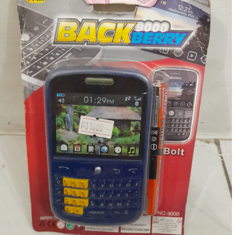 K10-Handphone Backberry / Mainan HP BlackBerry 9000 Anak – Handphone Mainan Edukatif Bentuk BB QWERT