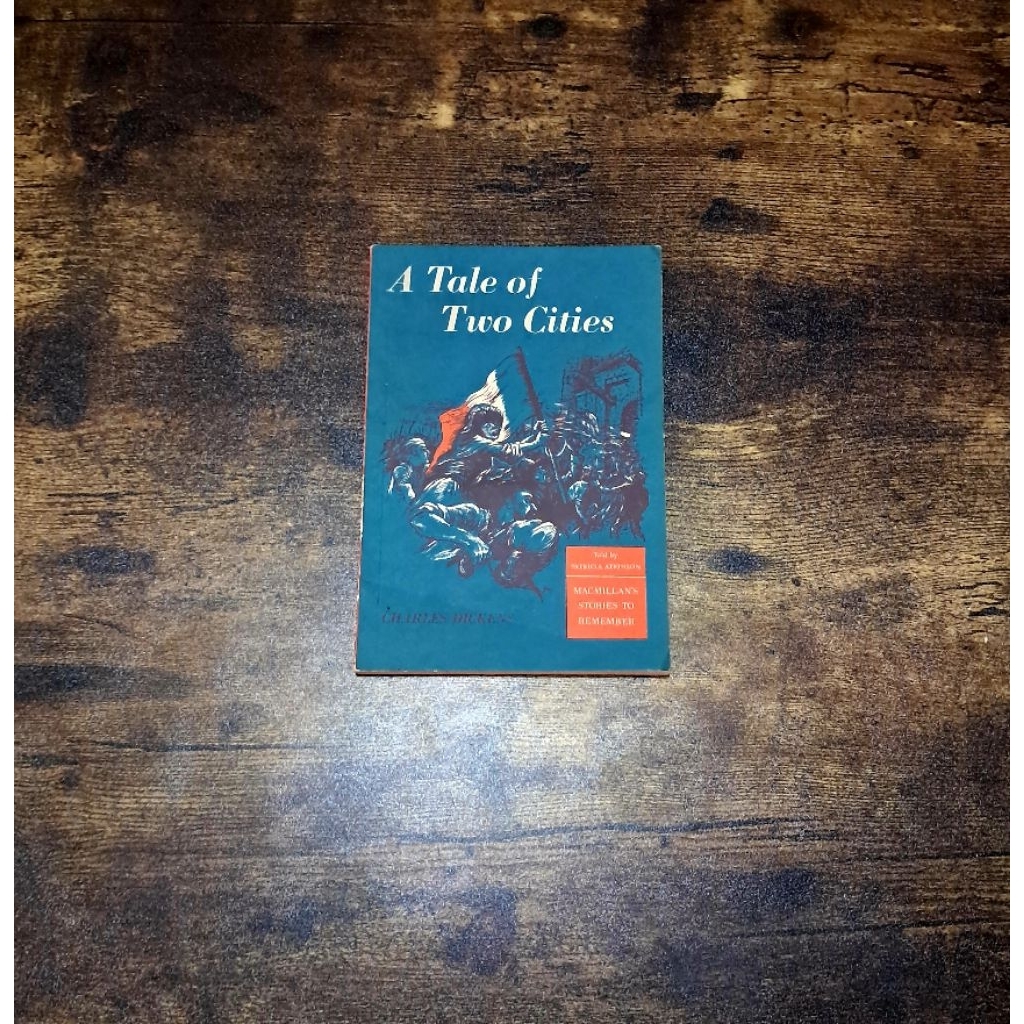 A TALE OF TWO CITIES - CHARLES DICKENS