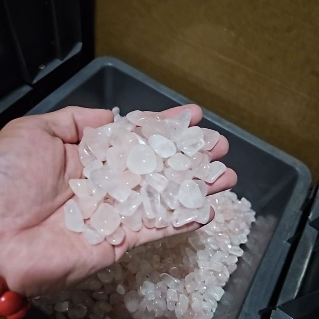 CRYSTAL ROSE QUARTZ CHIPS BESAR BATU ASLI 100gr