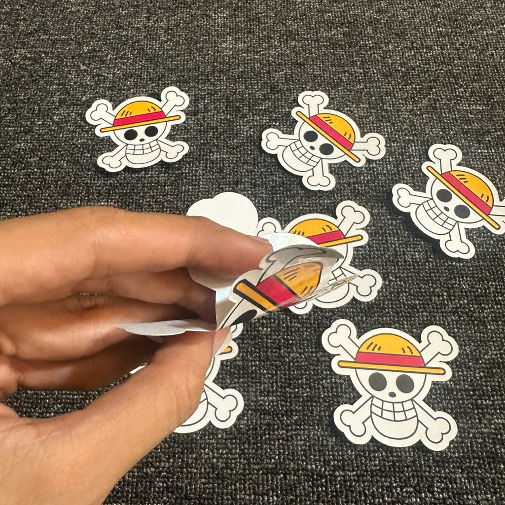 Sticker Topi Jerami Luffy One Piece Stiker One Piece