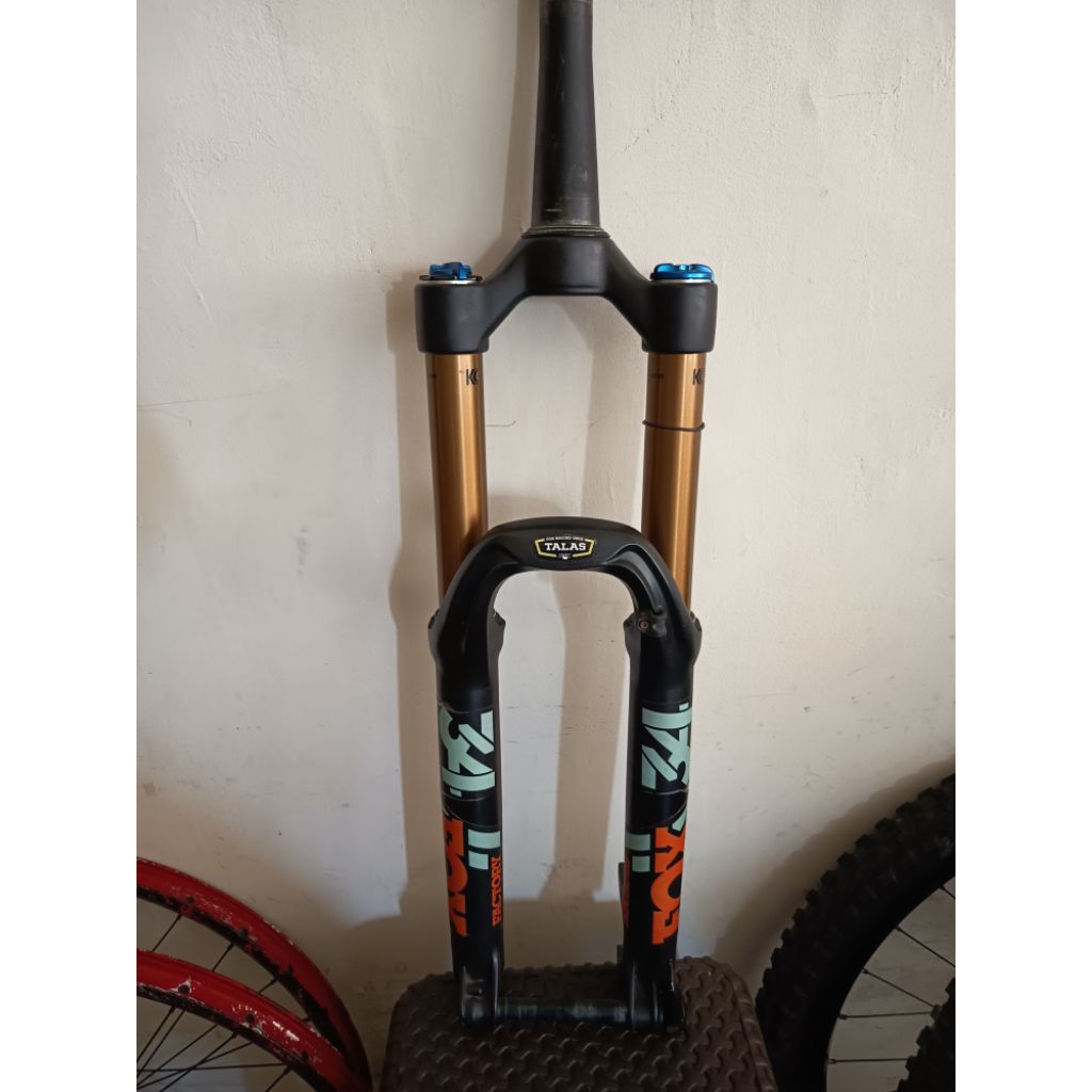 Fork FOX Talas 34 Khasima