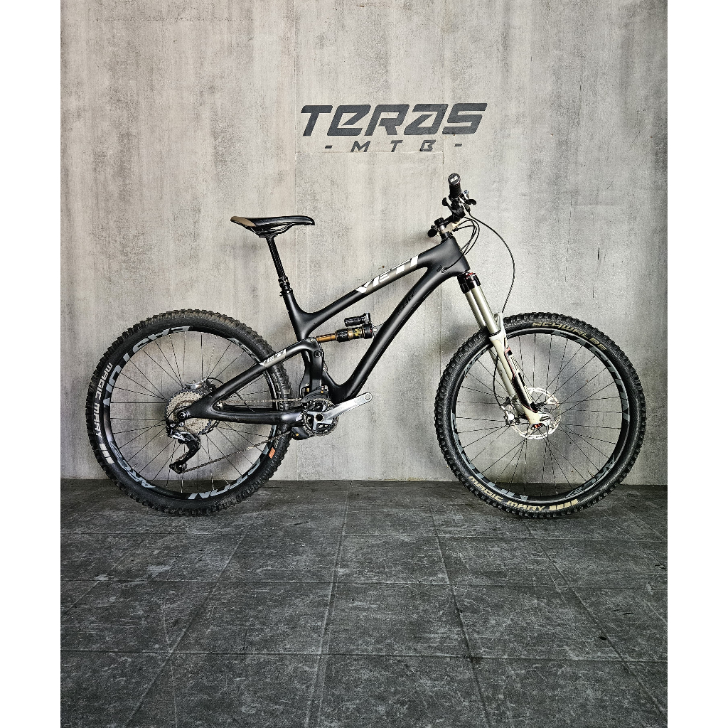 FULLBIKE YETI SB6C 27.5 SIZE M BEKAS - SEPEDA YETI SB6