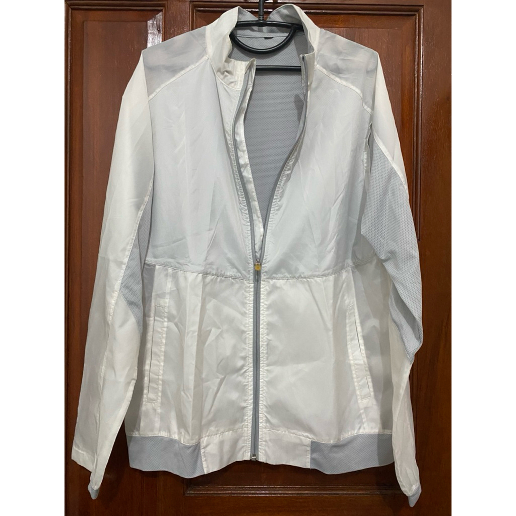 (preloved)Jaket Parasut Olahraga Pria - Putih
