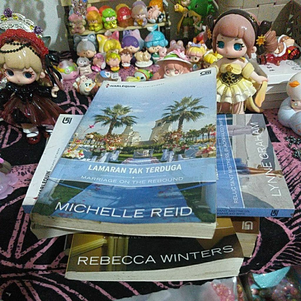 novel gramedia preloved