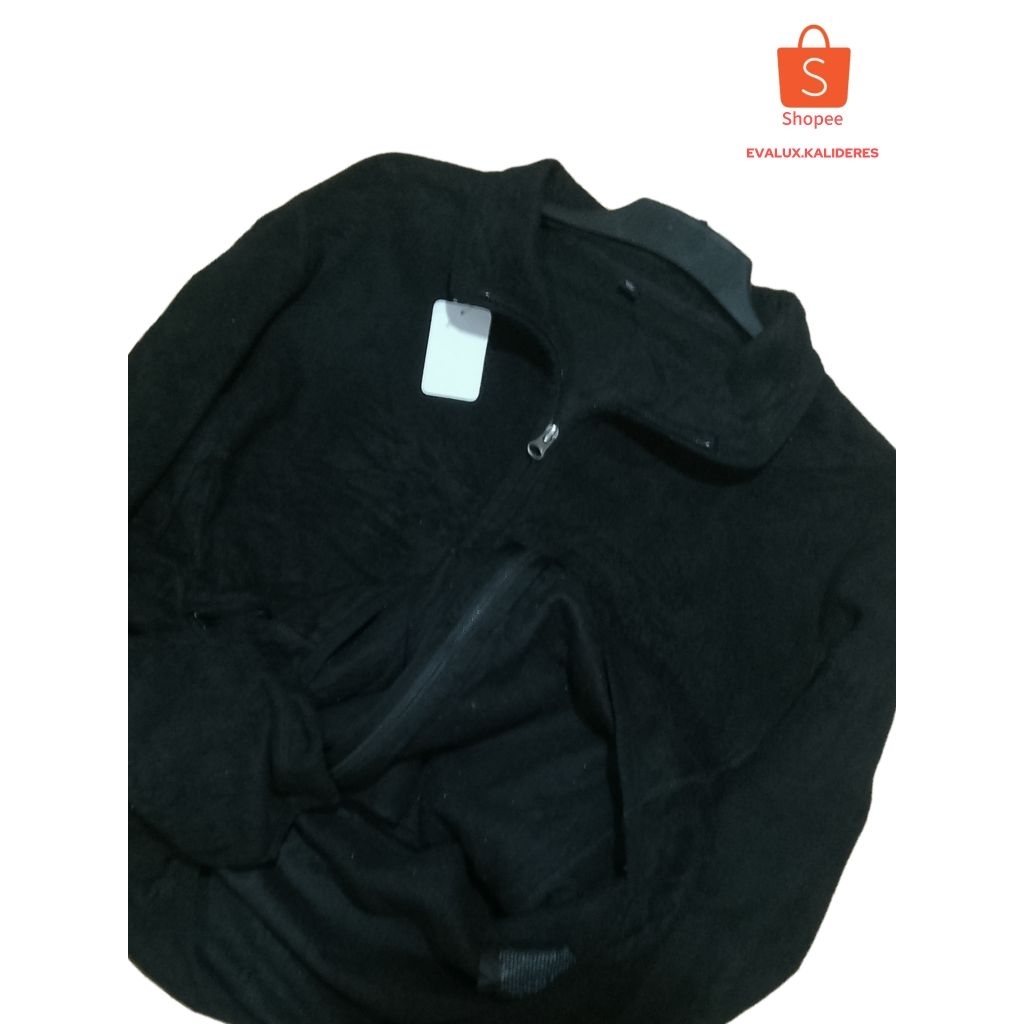 JAKET PRIA WINDBREAKERS (JAKET UNIQLO) ORIGINAL