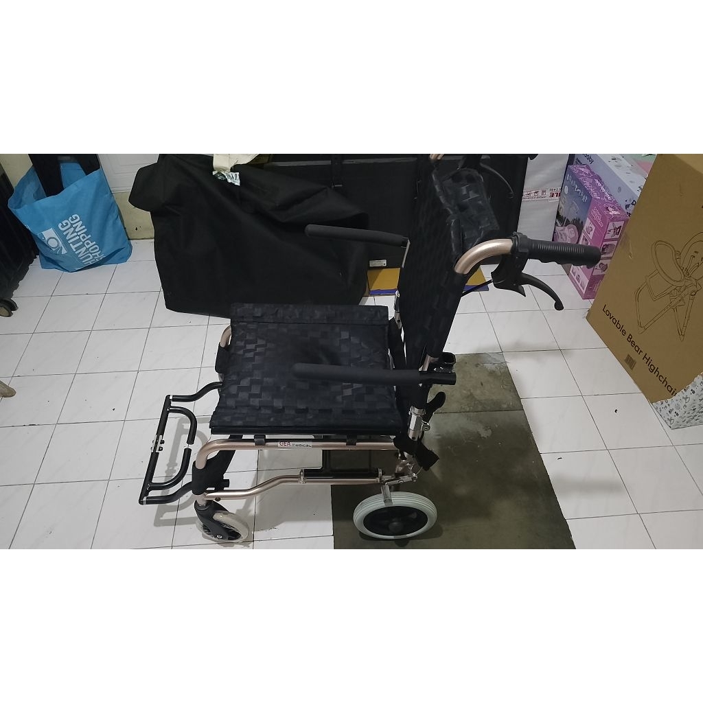 Kursi Roda Traveling Lipat GEA FS 804L Like New