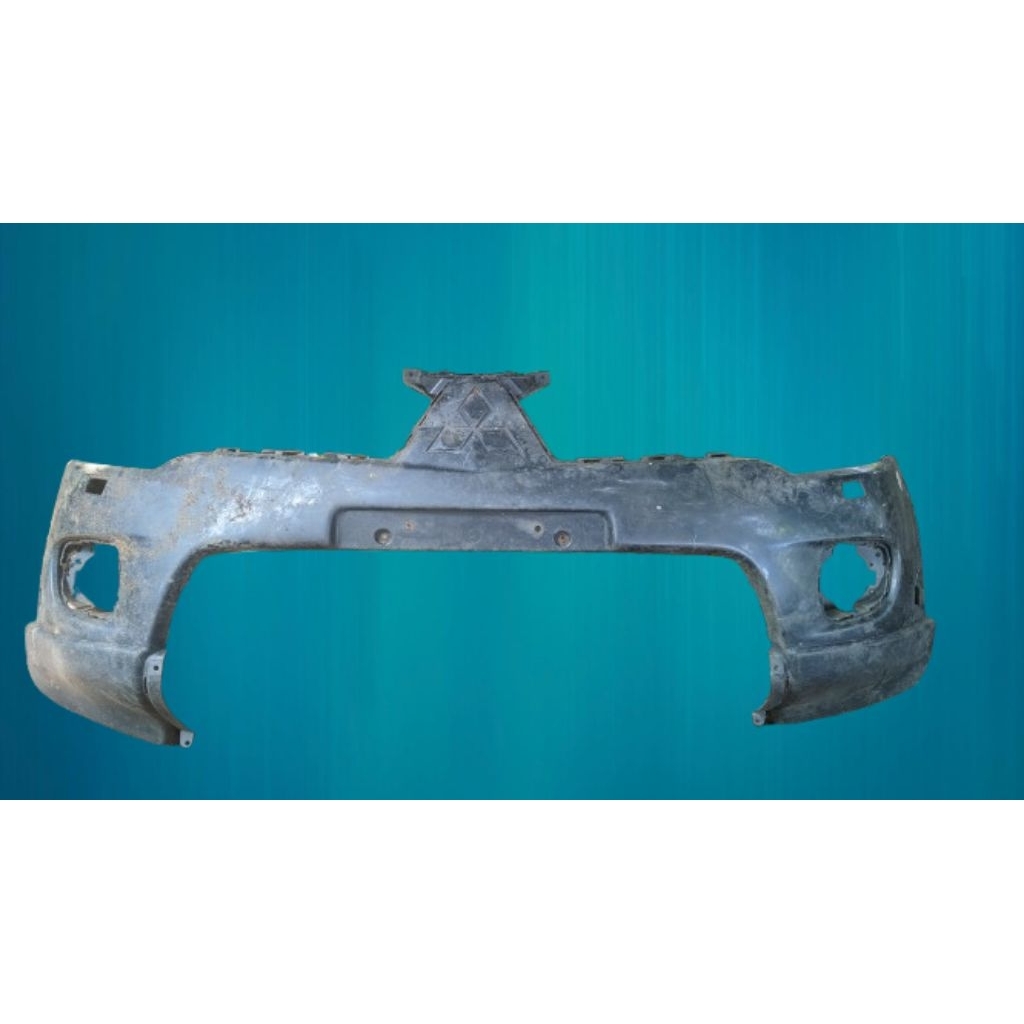 Bumper bemper depan Mitsubishi PAJERO tahun 2010 2011 2012 original