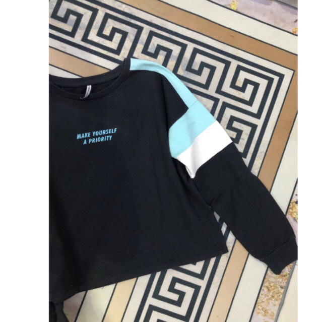 Sweater Crop Colorbox Preloved