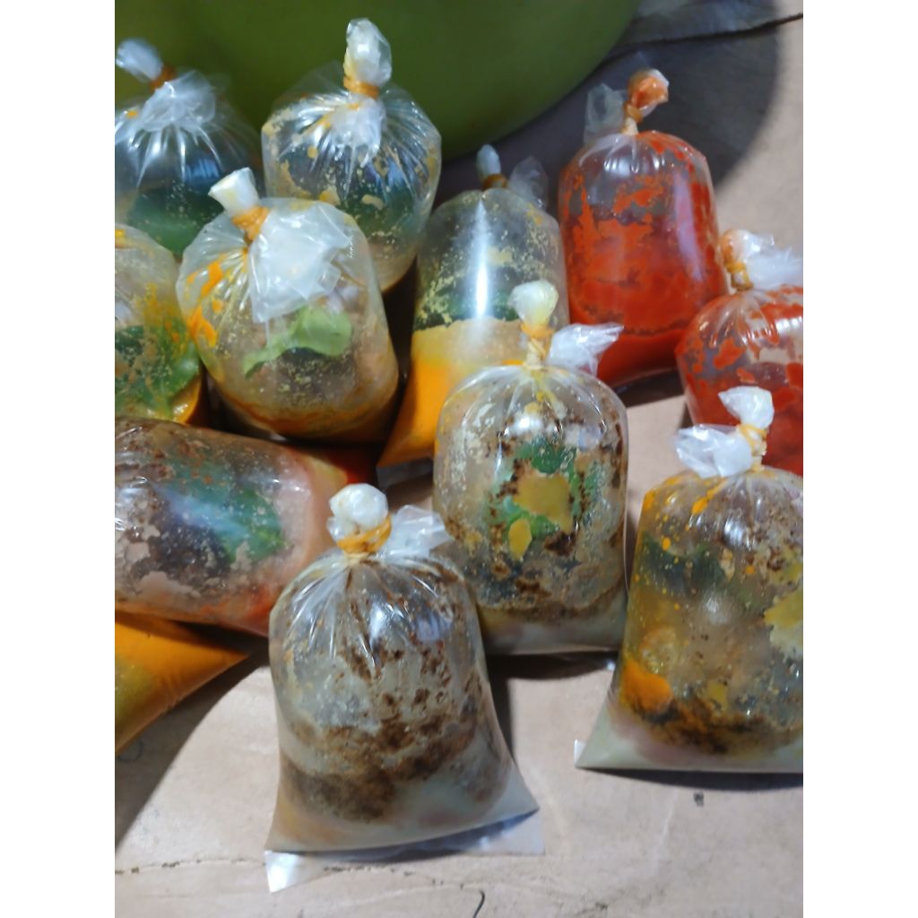 

BUMBU GILING PRAKTIS DAN LENGKAP - BUMBU RENDANG / OPOR / SOTO / SEMUR / KARI / GULAI / LODEH / CABAI GILING / AYAM UNGKEP / AYAN GORENG / LENGKUAS GILING / BAWANG PUTIH GILING / BAWANG MERAH GILING / BALADO / RICA - RICA / RAWON / PESMOL DLL