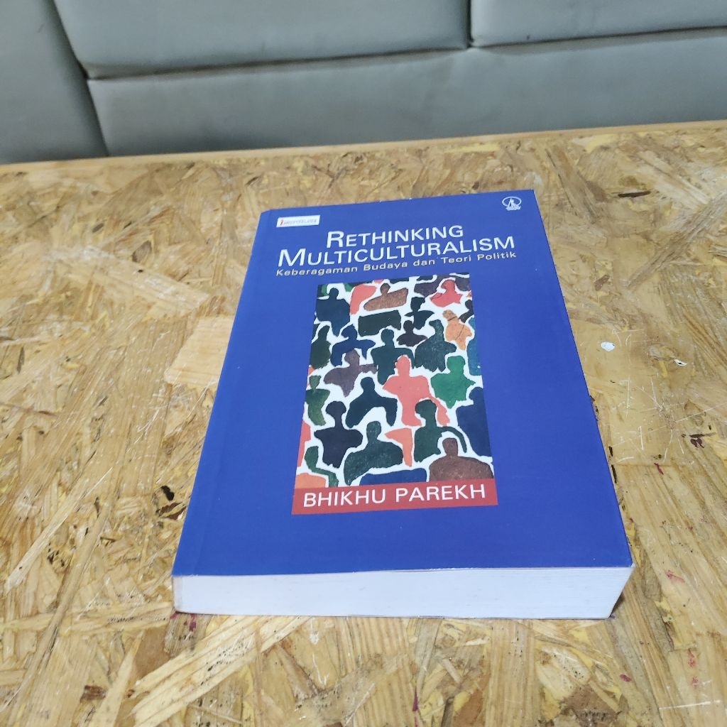 Buku Rethinking Multiculturalism