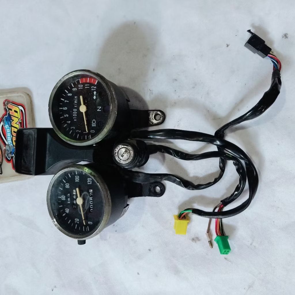 spido spedo spidometer spedometer speedometer odometer gauge motor jadul lawas trail tril tua bulat 