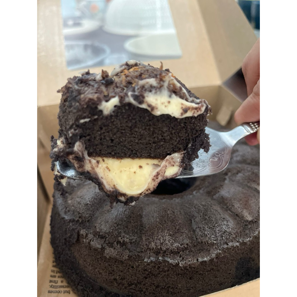 

Bolu Ketan Hitam Keju Lumer