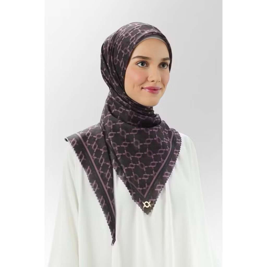 NEW Monogram Scarf Wearing Klamby