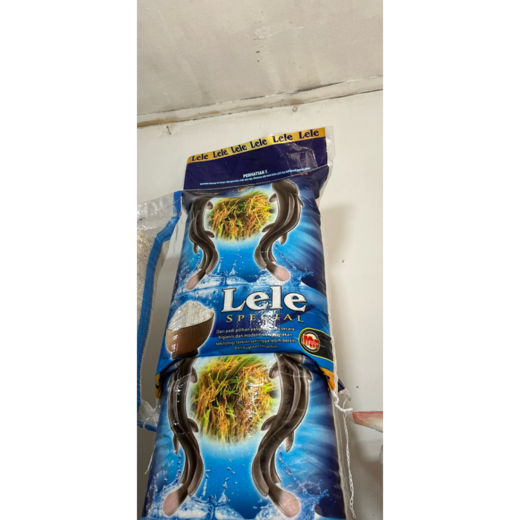 

Beras cap lele spesial 10 kg