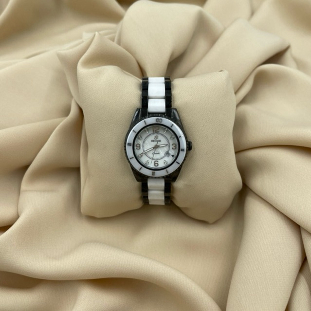Jam Tangan Devond Wanita DV7189