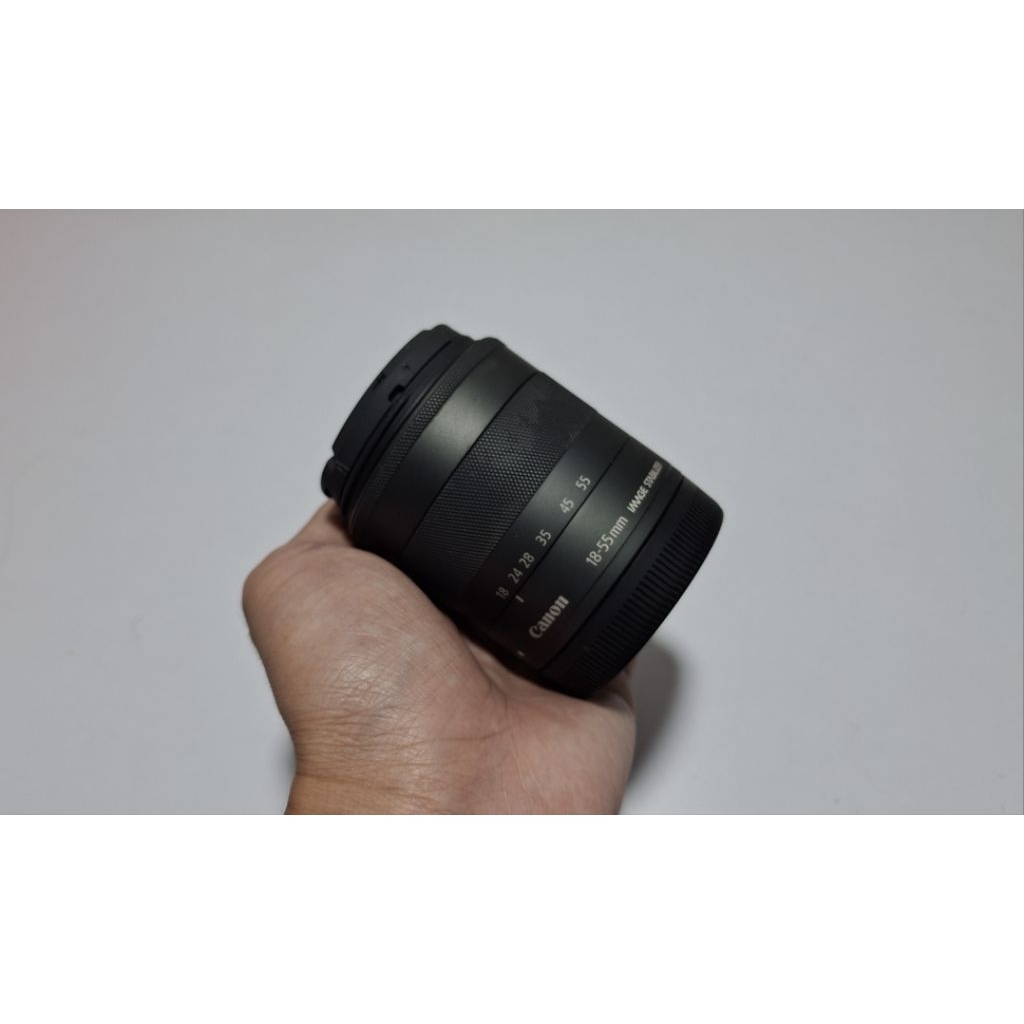 Lensa Canon Efm 18-55mm is stm