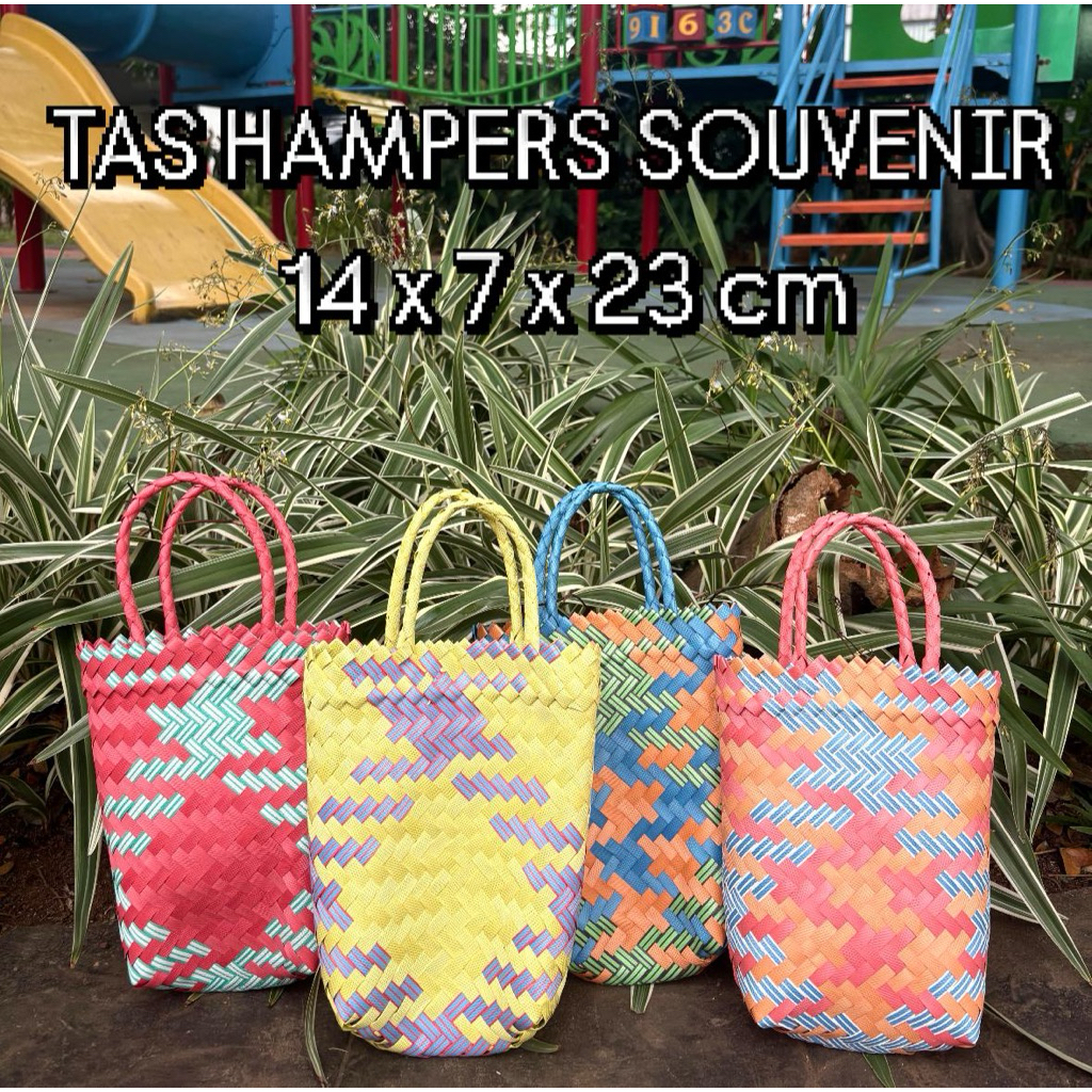 

TAS ANYAMAN HAMPERS BOTOL / TAS HAMPERS NATAL LEBARAN / TAS SOUVENIR ULANG TAHUN