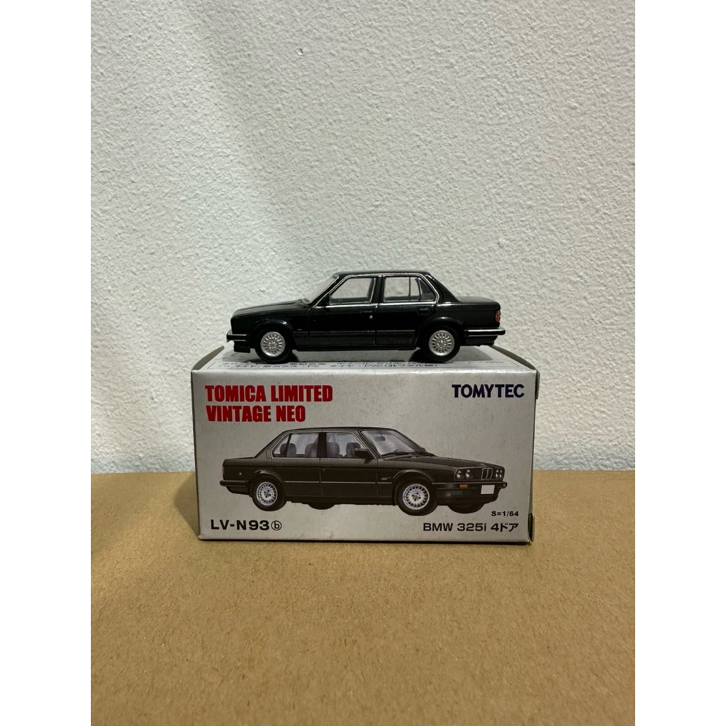 Tomica Limited Vintage Neo BMW 325i Black LV-N93b
