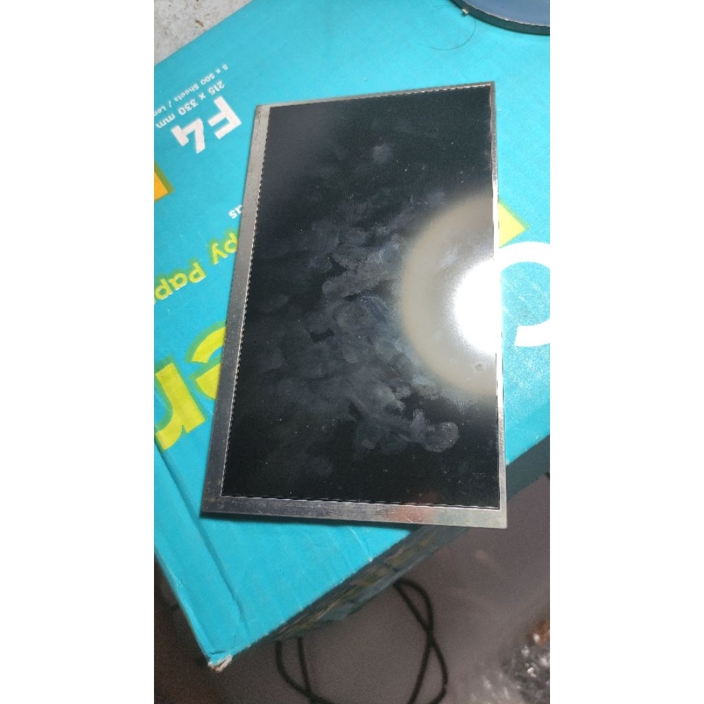 LCD tablet Evercoss AT7H bekas Normal