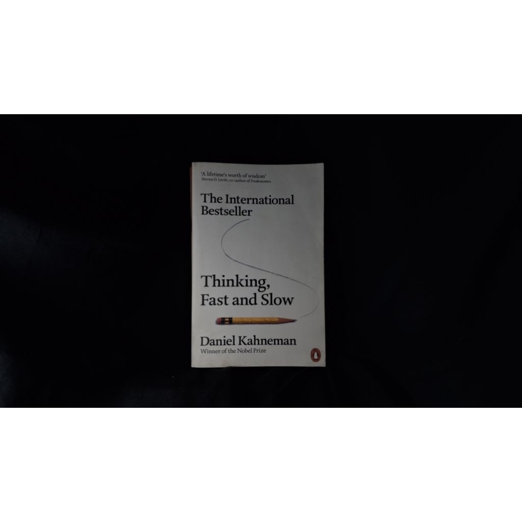 Thinking Fast and Slow - Daniel Kahnemen ORIGINAL ENGLISH PRELOVED
