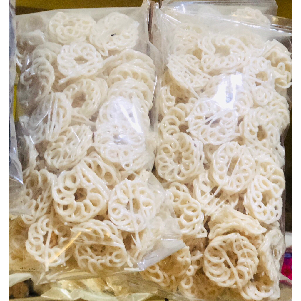 

Krupuk Keriting | Krupuk Kentang | Krupuk Cumi Mentah 500 g
