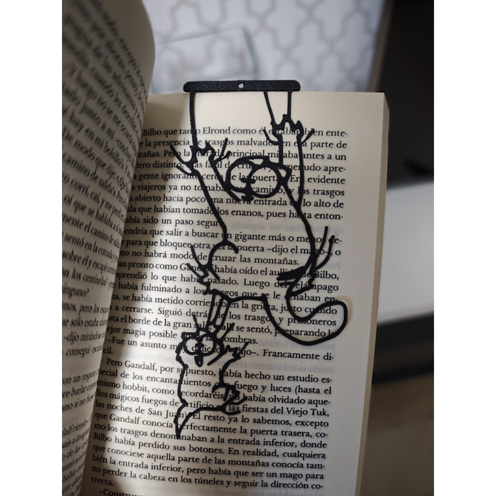 

Hanging Cat Bookmark | Pembatas buku Kucing gantung | Cat Bookmark | Bookmark | Booktok | Bookgram | bookish