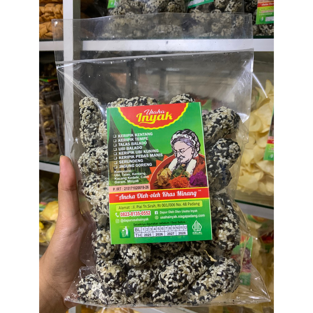 

Manco Pulut hitam, Keripik usaha Inyak