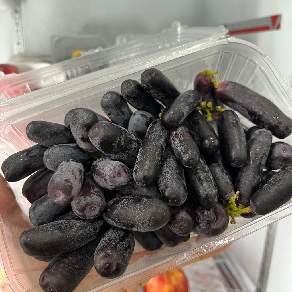 

ANGGUR JARI HITAM SAPHIRE RRC | Buah Anggur Grape Fruit