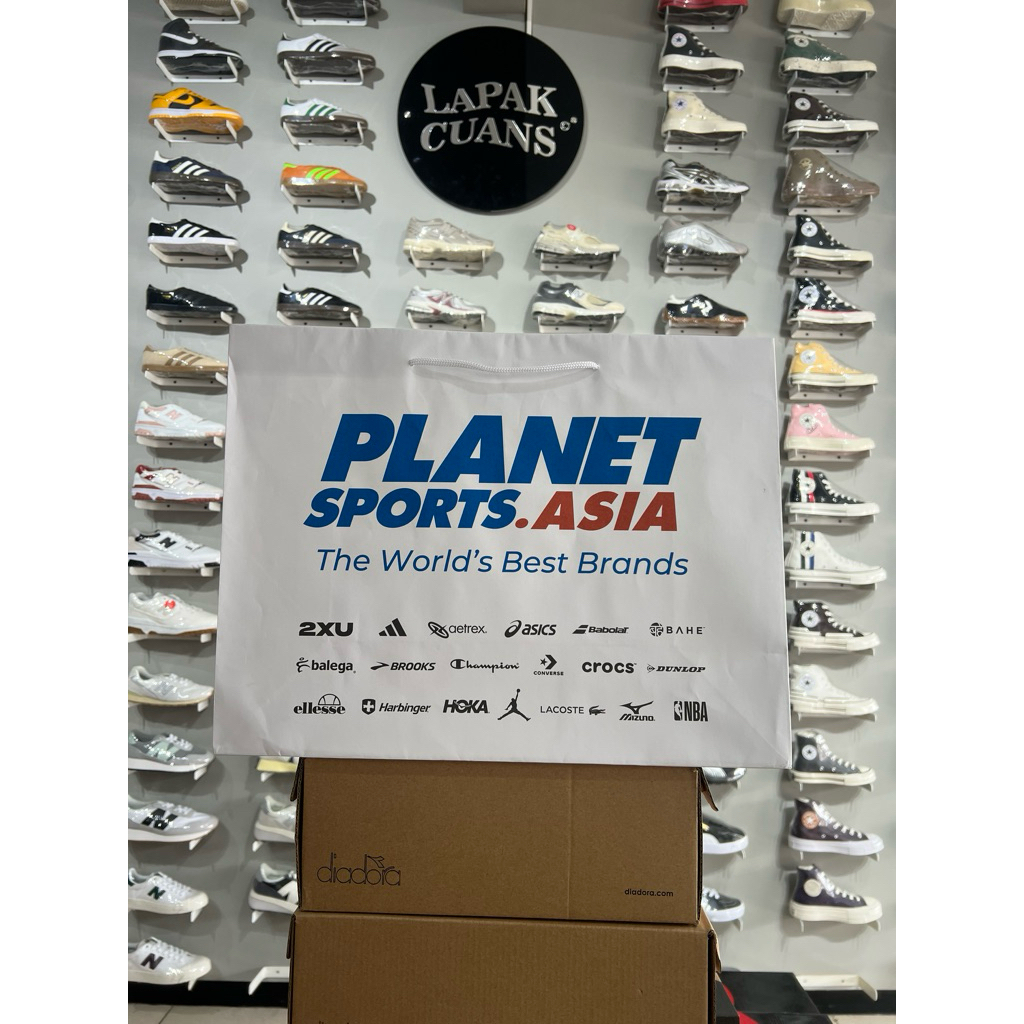 

Papperbag Original Planet Sports (WAJIB PEMBELIAN DENGAN SEPATU/SANDAL)