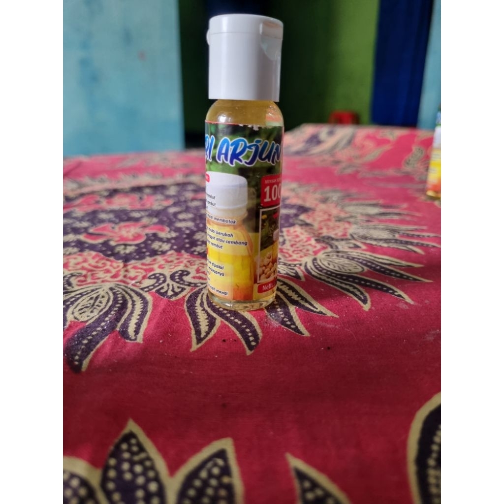 

Minyak Kemiri Arjuna - Perawatan Rambut Alami | Herbal Rambut Rontok