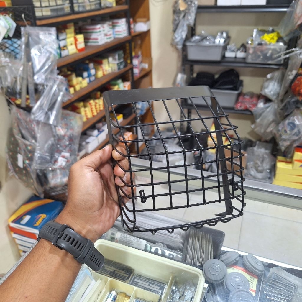 Grill Stoplamp Lampu Belakang Arcobaleno Besi