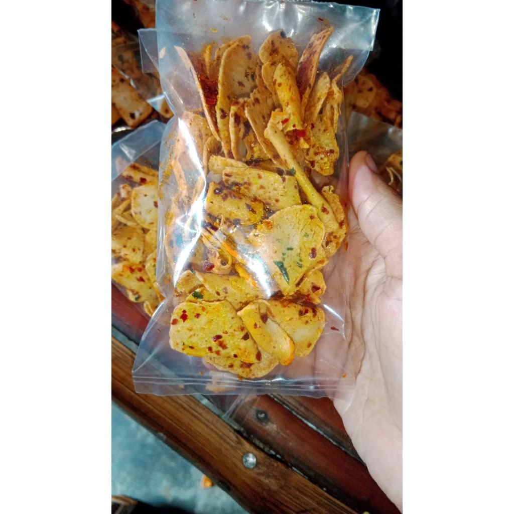 

Kripik basreng pedas daun jeruk basreng koin pedas berat 50 gr basreng gurih renyah pedas