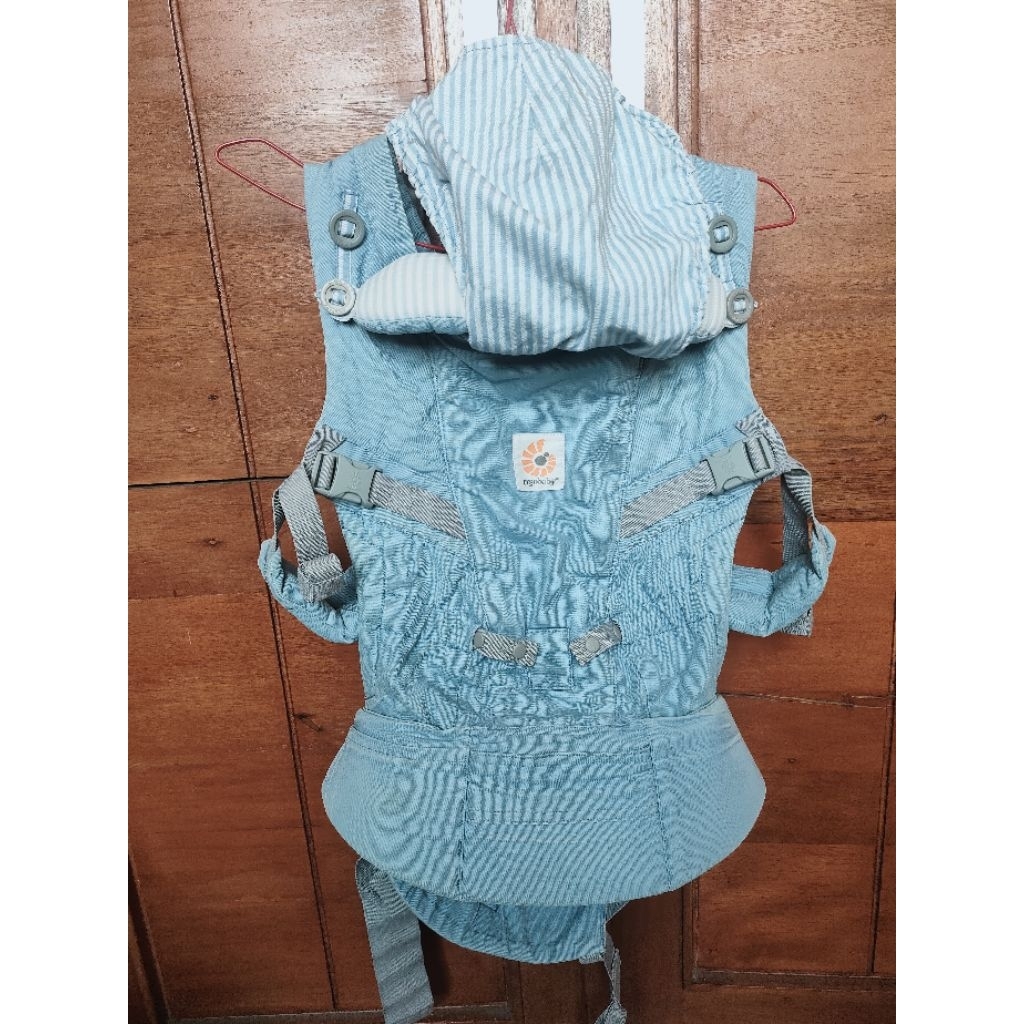 Ergobaby Adapt Blue Azzure