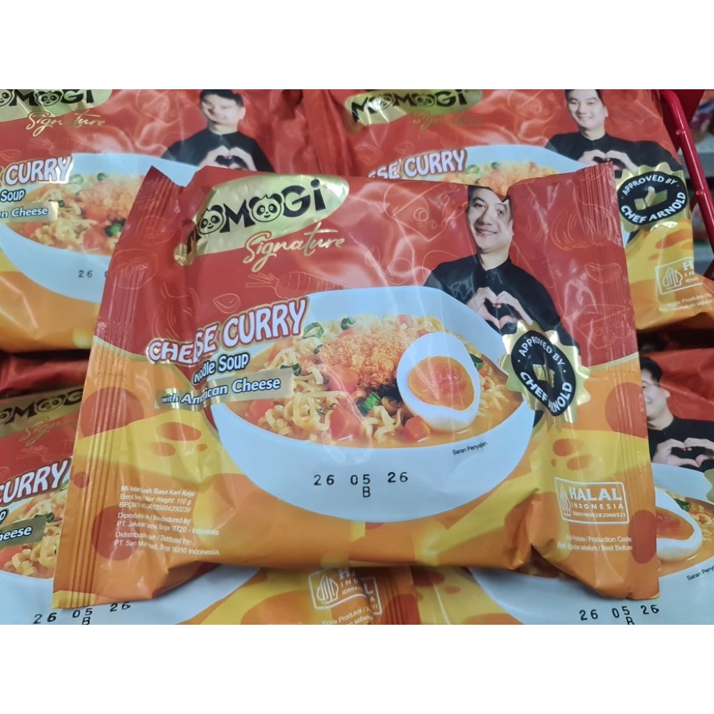 

Momogi Signature Noodle Mie Instan 110gr